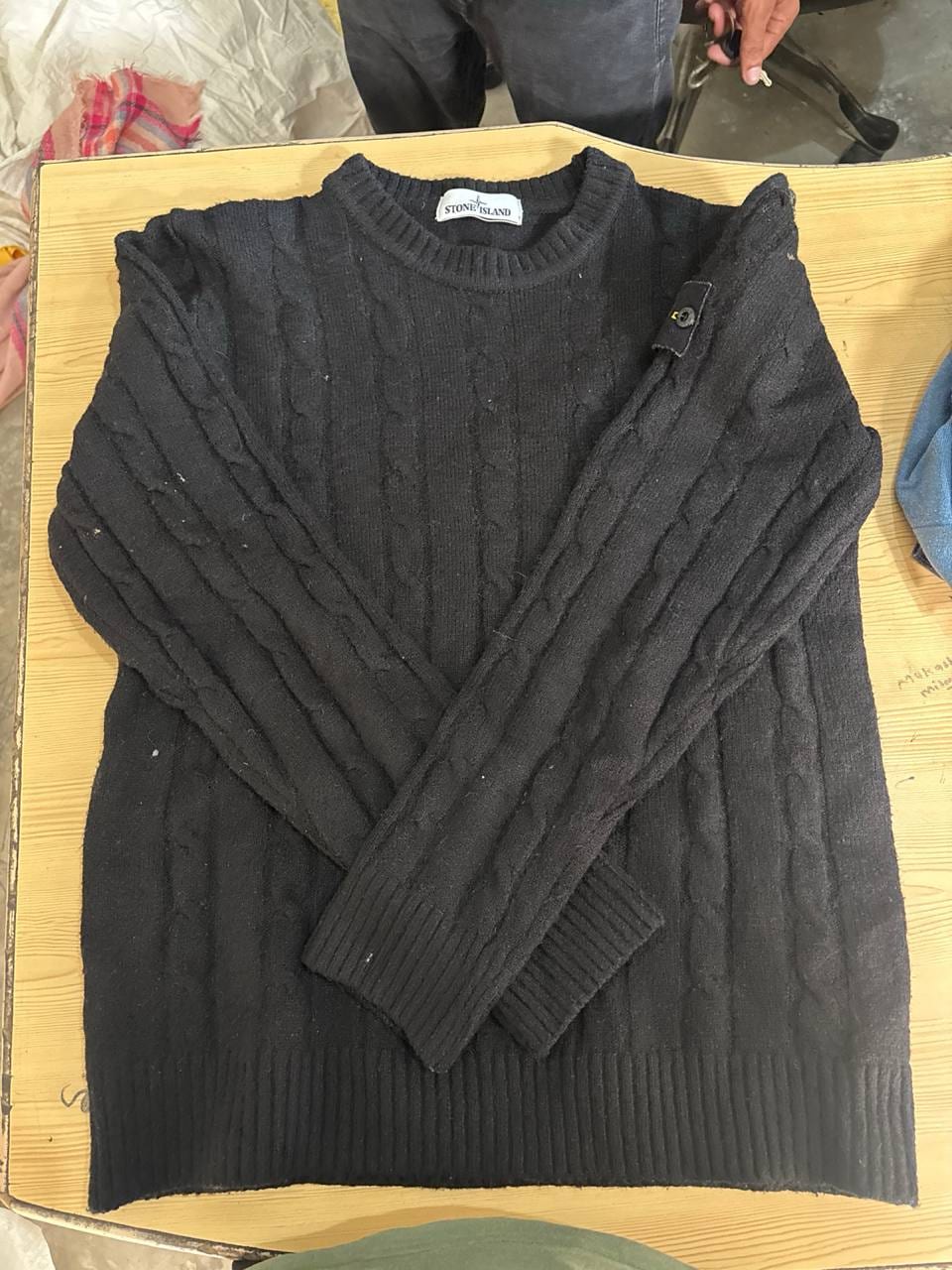 Stone Island свитер чёрный вязаный косами круглый вырез, фото 1