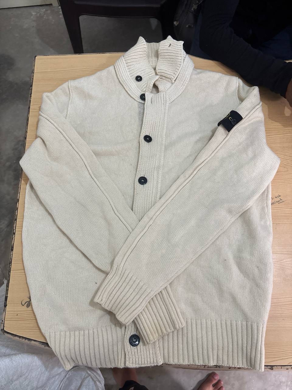 Stone Island кардиган молочный вязаный на пуговицах, фото 1