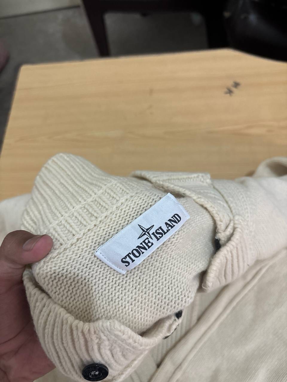 Stone Island кардиган молочный вязаный на пуговицах, фото 2