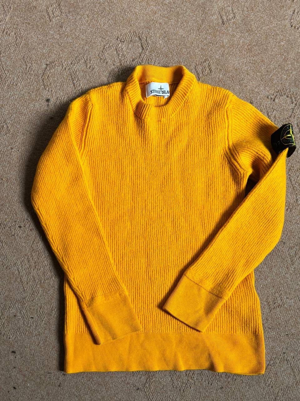 Stone Island свитер жёлтый вязаный в рубчик, фото 1